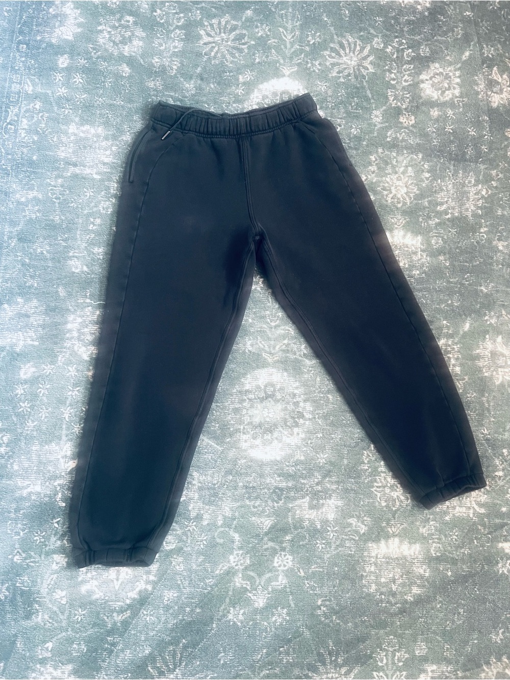 Lululemon sweat jogger pants size small